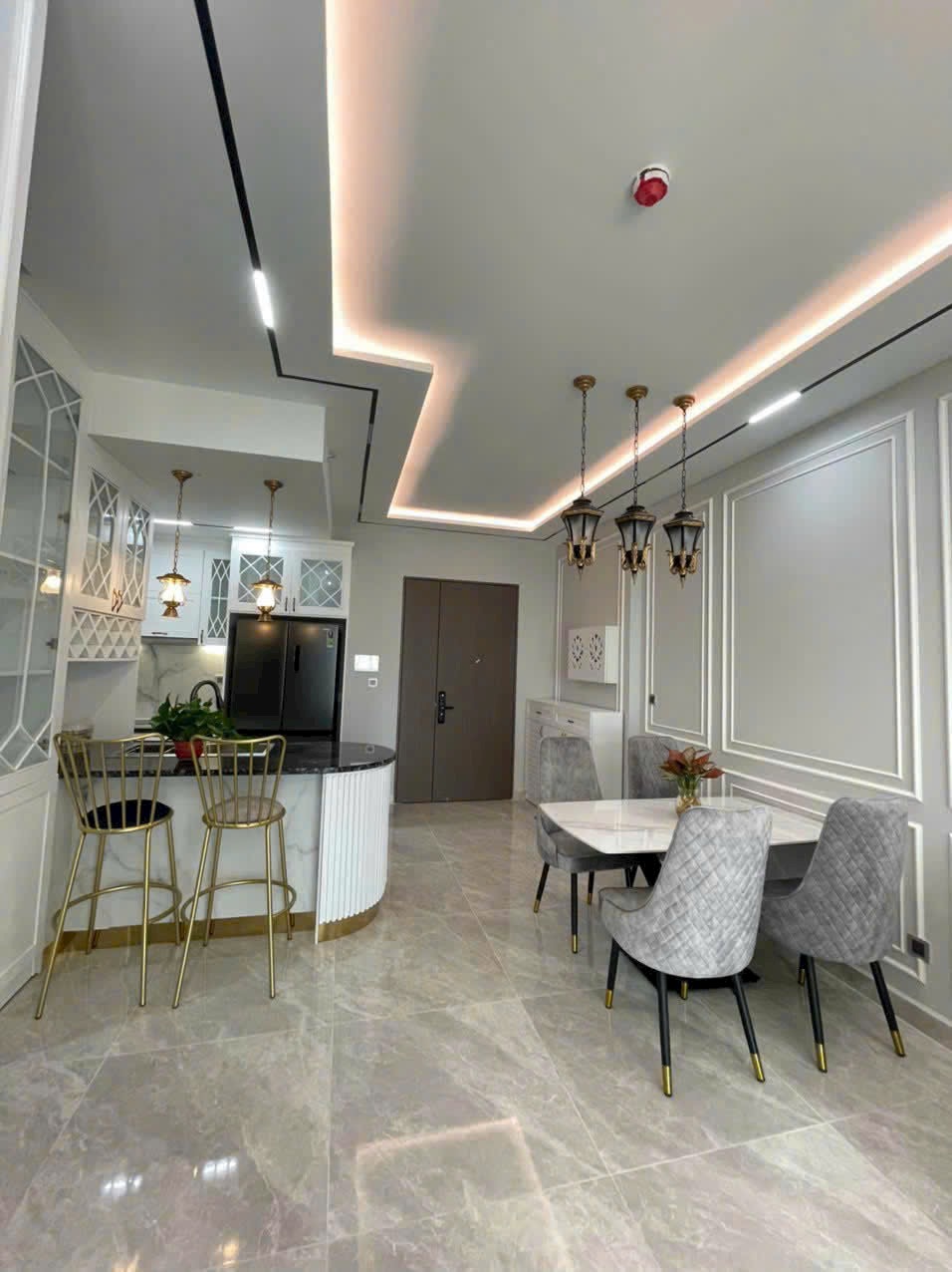 CHO THUÊ CĂN HỘ MIDTOWN M8  PHÚ MỸ HƯNG