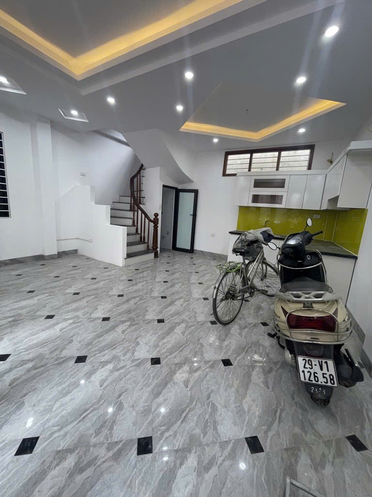 42m2 NHÀ MỚI 5 TẦNG, LAI XÁ KIM CHUNG, LÔ GÓC 3 MẶT THOÁNG, ÔTÔ ĐỖ CỔNG, SỐ VUÔNG ĐẸP, 6.x TỶ 