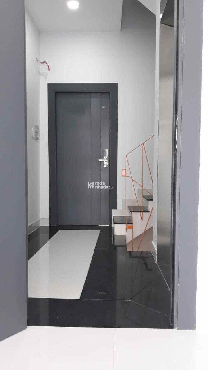 Mặt Tiền Phú Nhuận Kinh Doanh Sầm Uất