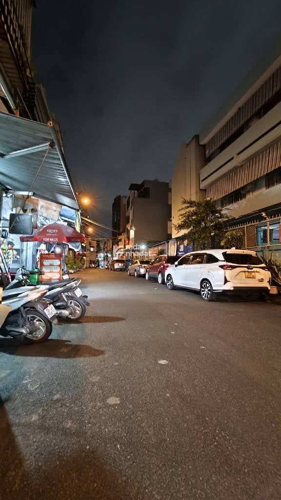 MẶT TIỀN KINH DOANH- KHU CAFE BÀU CÁT - GẦN ĐỒNG ĐEN- BÀU CÁT 3- NGANG BỀ THẾ 8M. ĐANG CHO THUÊ 40 