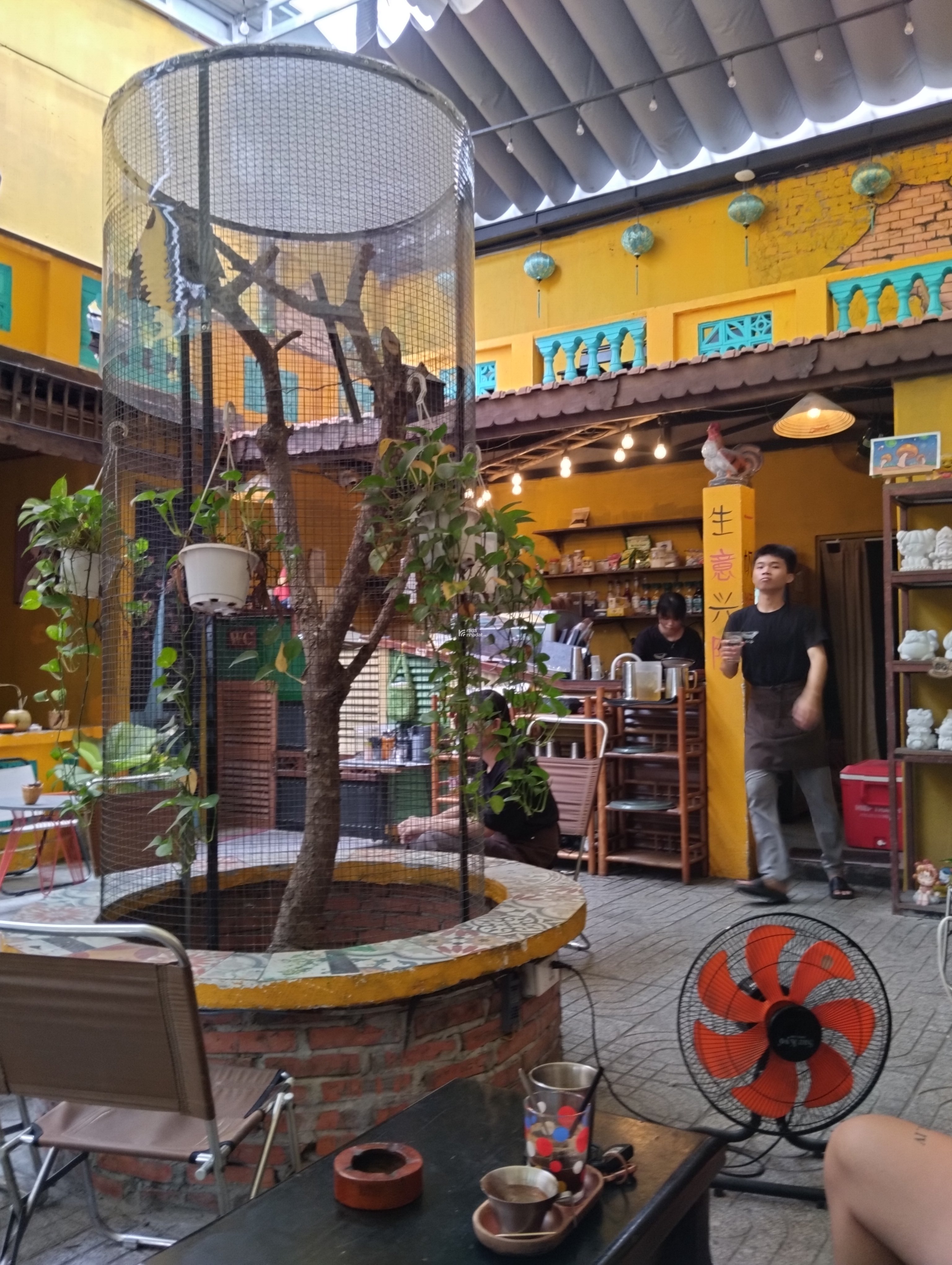 MẶT TIỀN KINH DOANH- KHU CAFE BÀU CÁT - GẦN ĐỒNG ĐEN- BÀU CÁT 3- NGANG BỀ THẾ 8M. ĐANG CHO THUÊ 40 