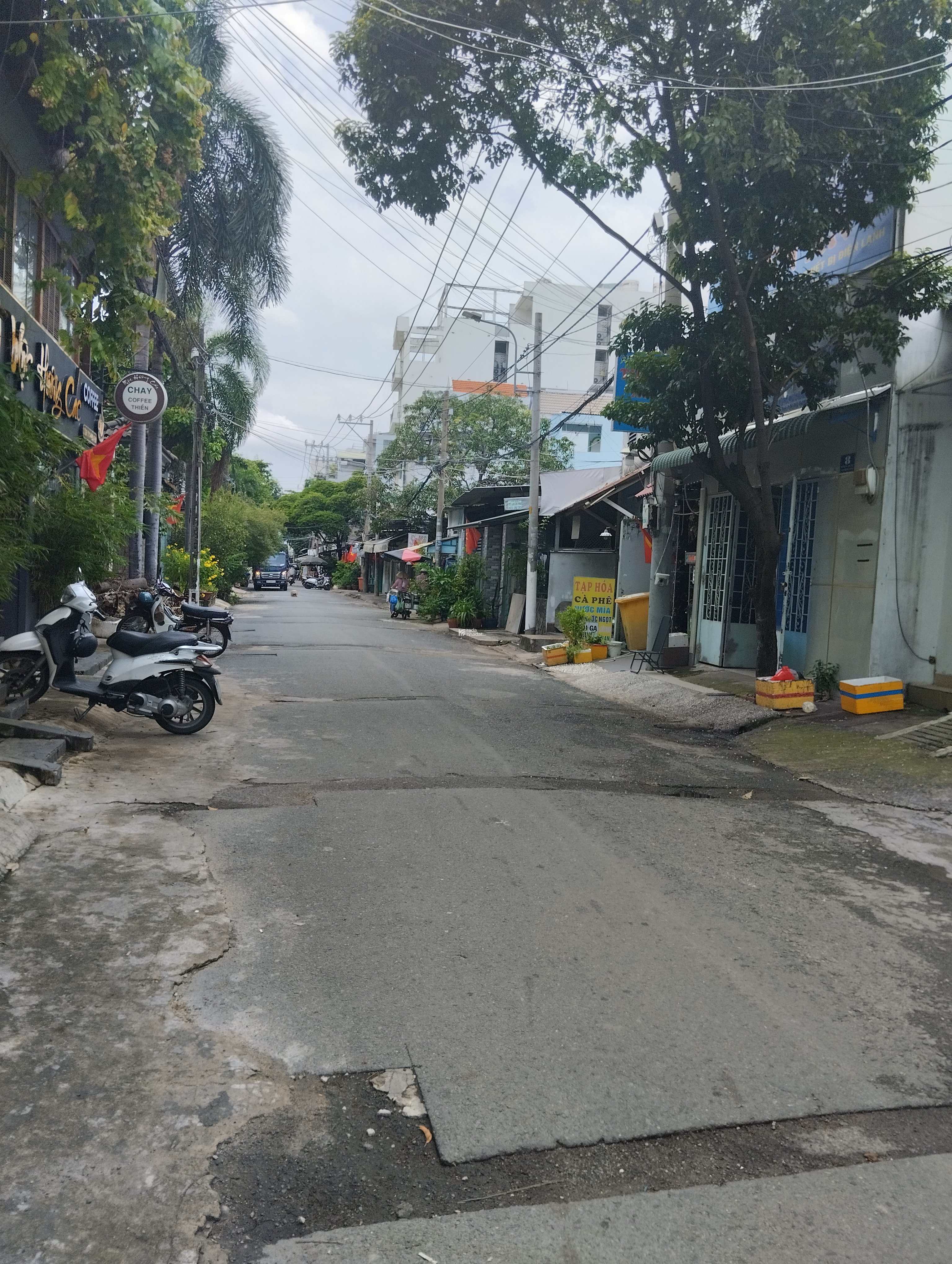 MẶT TIỀN KINH DOANH- KHU CAFE BÀU CÁT - GẦN ĐỒNG ĐEN- BÀU CÁT 3- NGANG BỀ THẾ 8M. ĐANG CHO THUÊ 40 