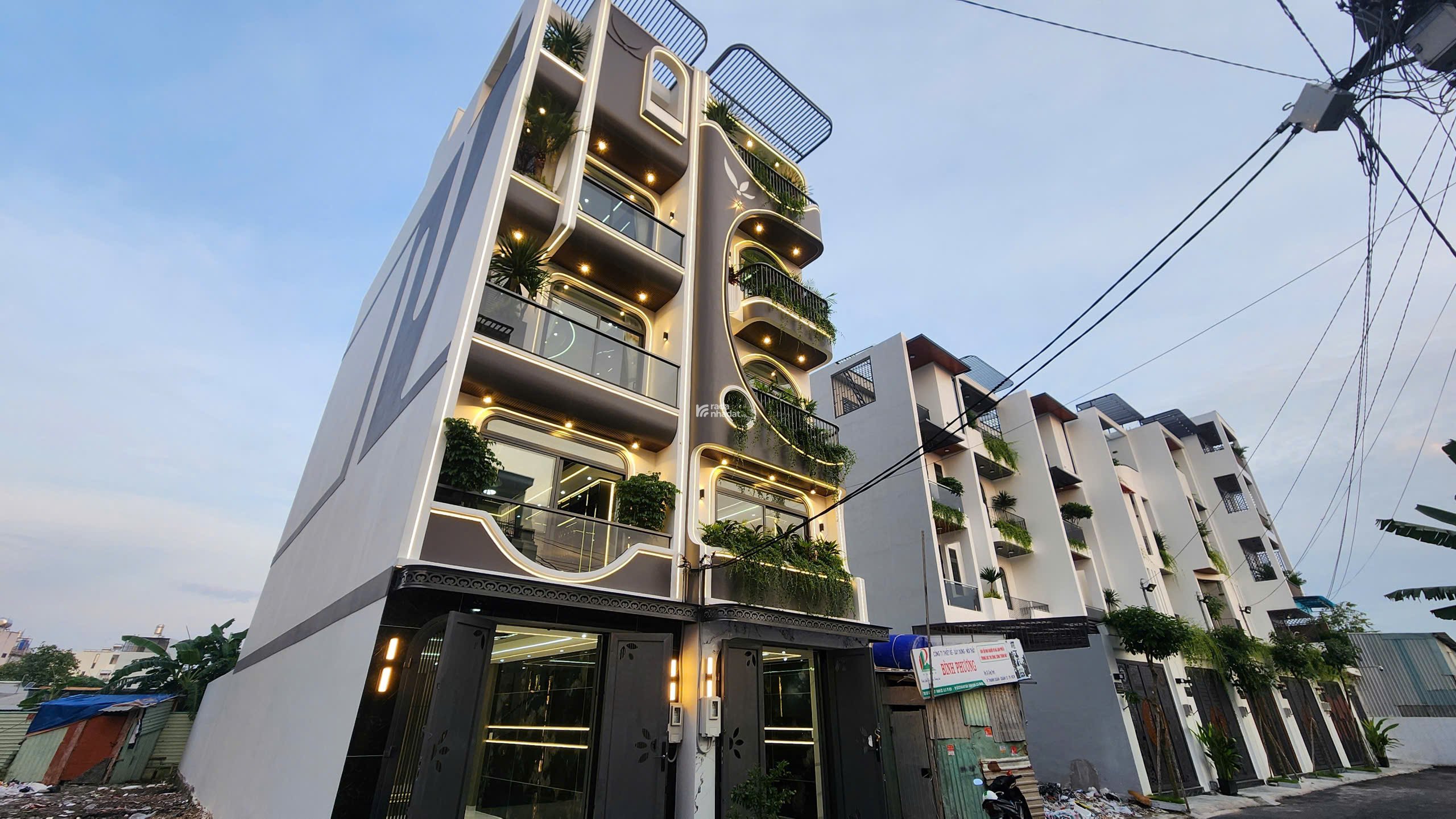 LÊN SÓNG CẶP SIÊU PHẨM MẶT TIỀN KINH DOANH TX25 - THỚI AN, QUẬN 12