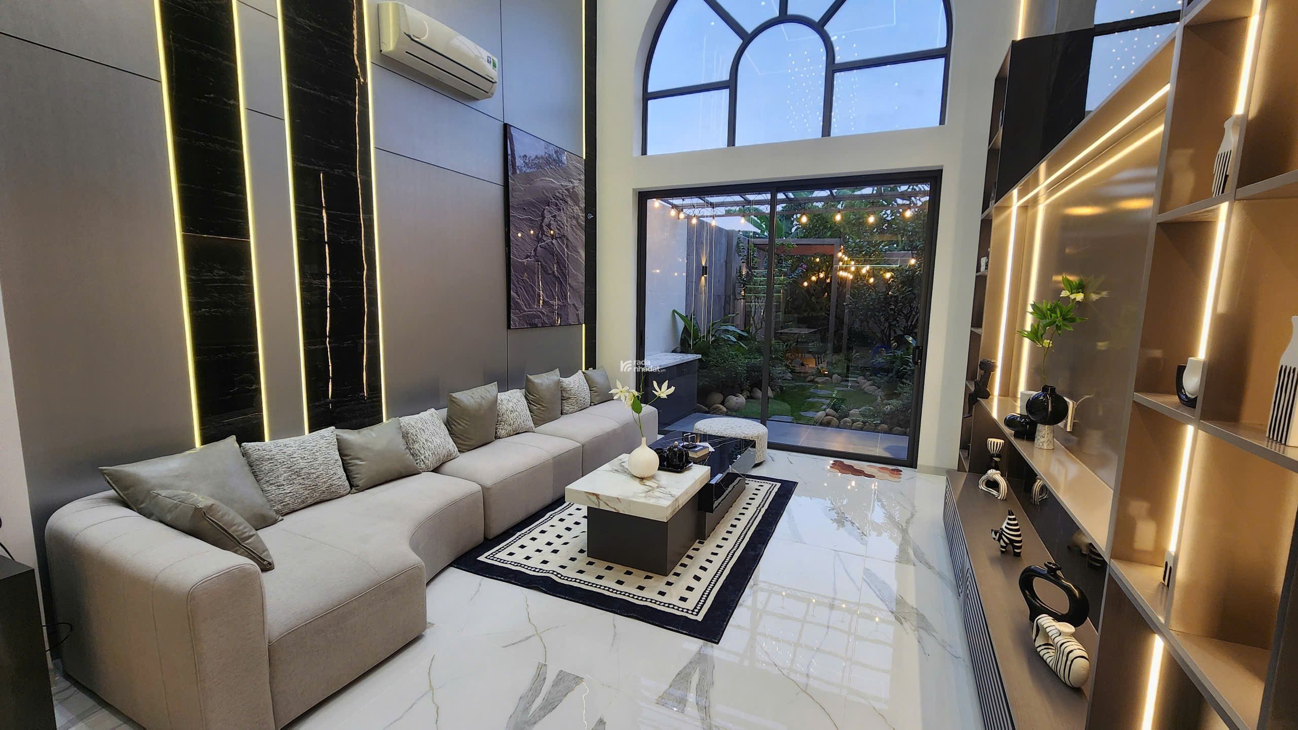 LÊN SÓNG CẶP SIÊU PHẨM MẶT TIỀN KINH DOANH TX25 - THỚI AN, QUẬN 12