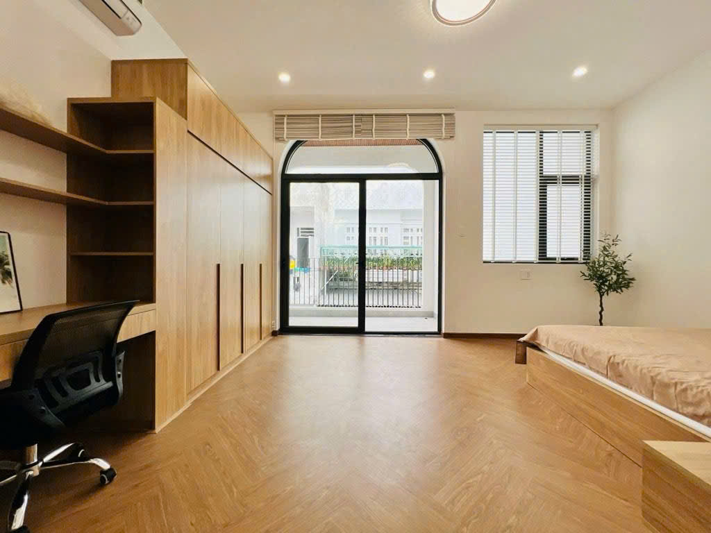 BÁN CHDV HẬU GIANG,PHƯỜNG 12 (4,5m x 20m x 5 TẦNG) 10,2 TỶ TL