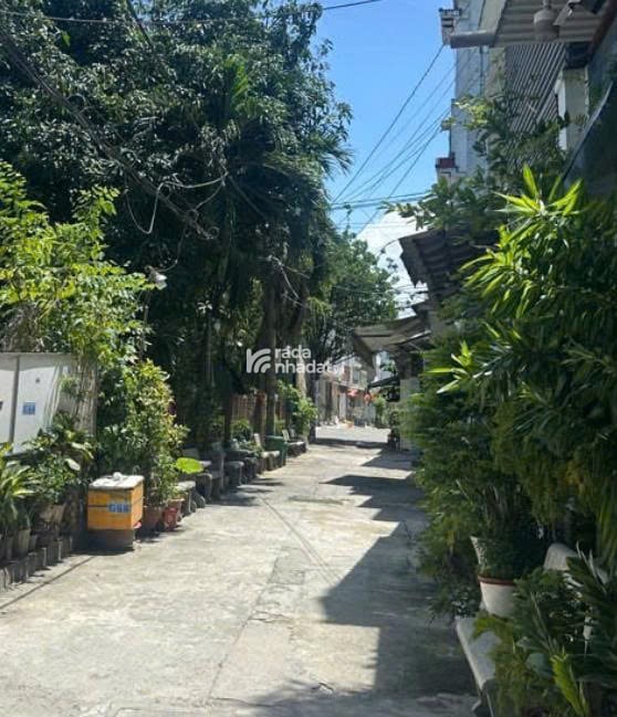 Nhà Phố 3 Tầng Nội Thất Hiện  Đại Xe Hơi Đậu Ngay Cửa Đường Trần Thị Cờ P Thới An Q 12