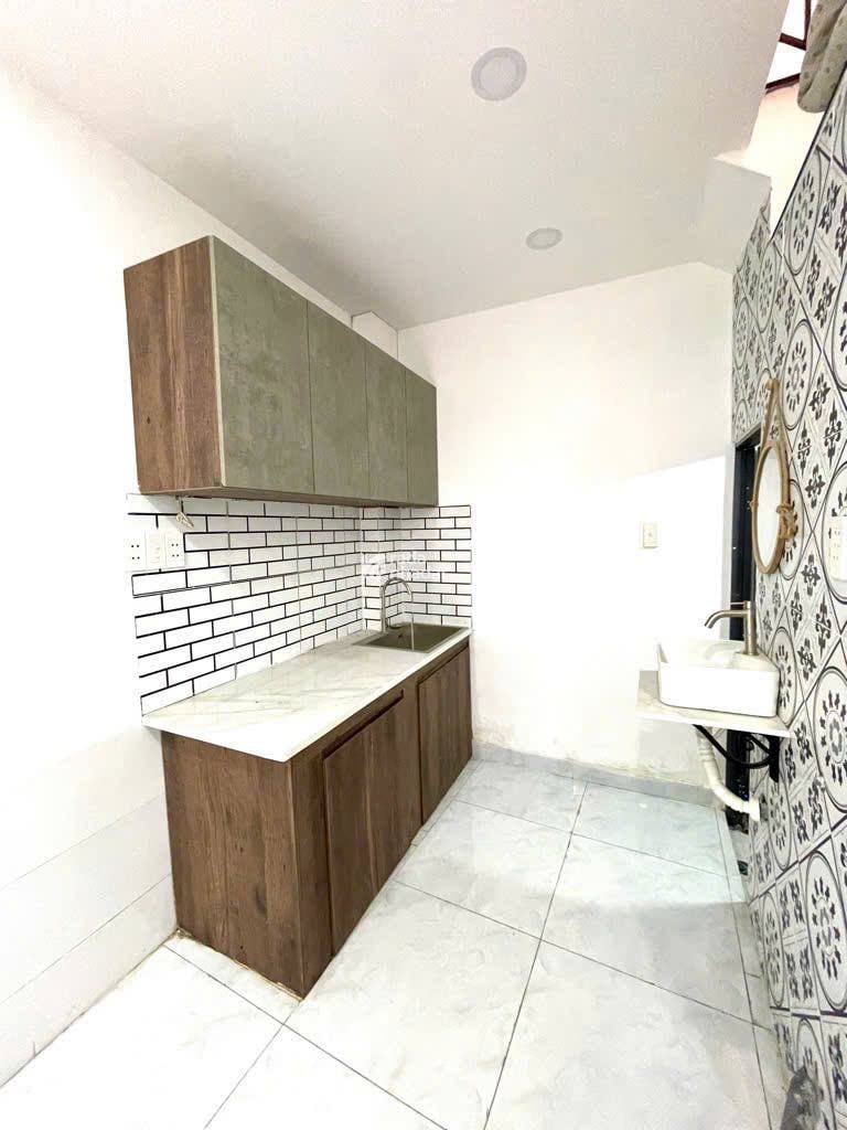 NHỎ XINH DỄ CHỐT - 2 TẦNG - 1.75 TỶ - THƯƠNG LƯỢNG -Phạm Văn Chiêu