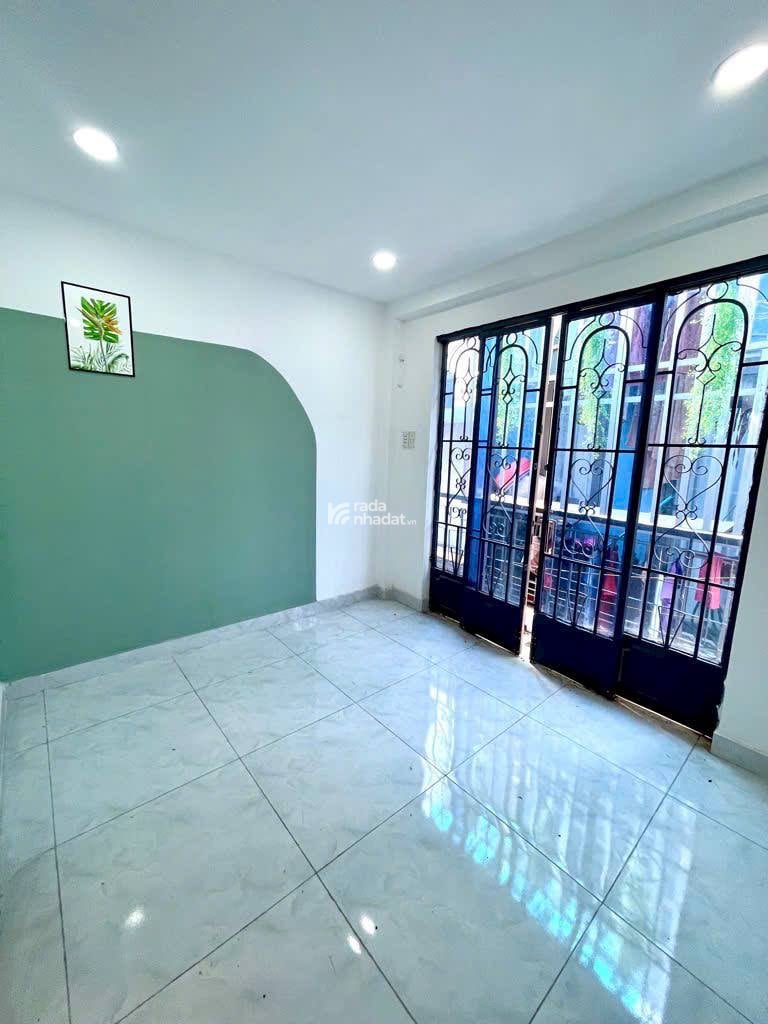 NHỎ XINH DỄ CHỐT - 2 TẦNG - 1.75 TỶ - THƯƠNG LƯỢNG -Phạm Văn Chiêu