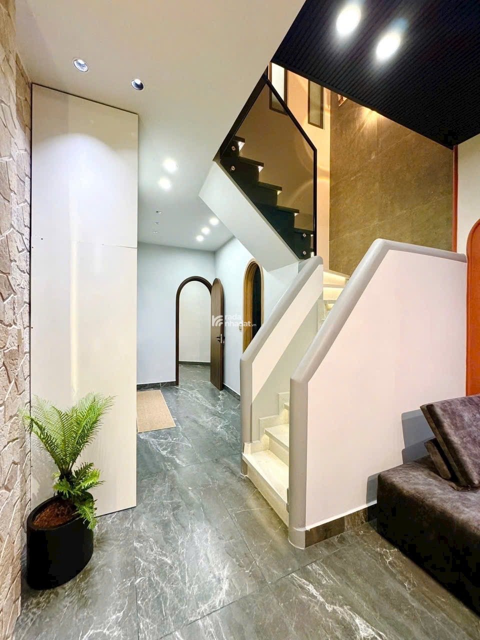 NHÀ ĐẸP MỚI XÂY HẺM 8M PHẠM VĂN CHIÊU - 35M2 - FULL NỘI THẤT - CHỈ 5.39 TỶ TL