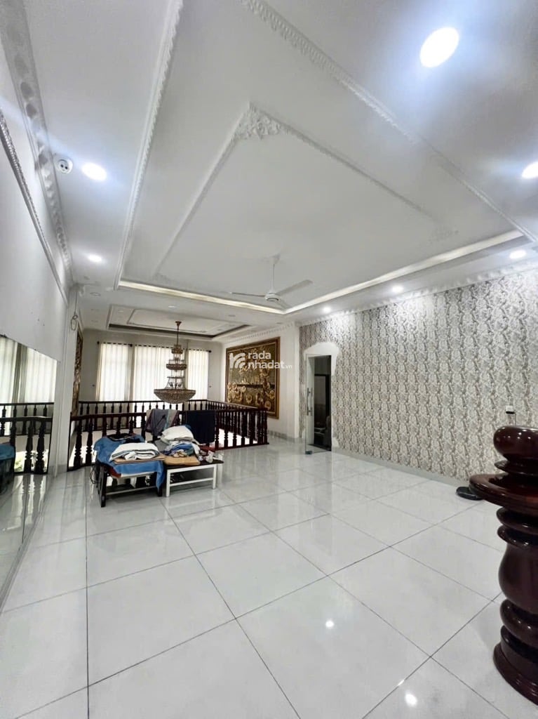 MẶT TIỀN KD-KHIẾU NĂNG TĨNH-NHÀ 5 TẦNG 360M2-GIÁ 42 TỶ