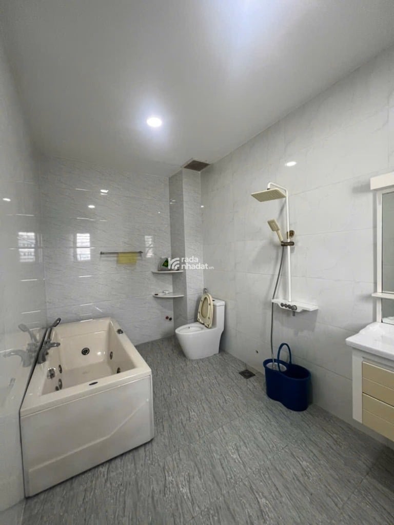 MẶT TIỀN KD-KHIẾU NĂNG TĨNH-NHÀ 5 TẦNG 360M2-GIÁ 42 TỶ