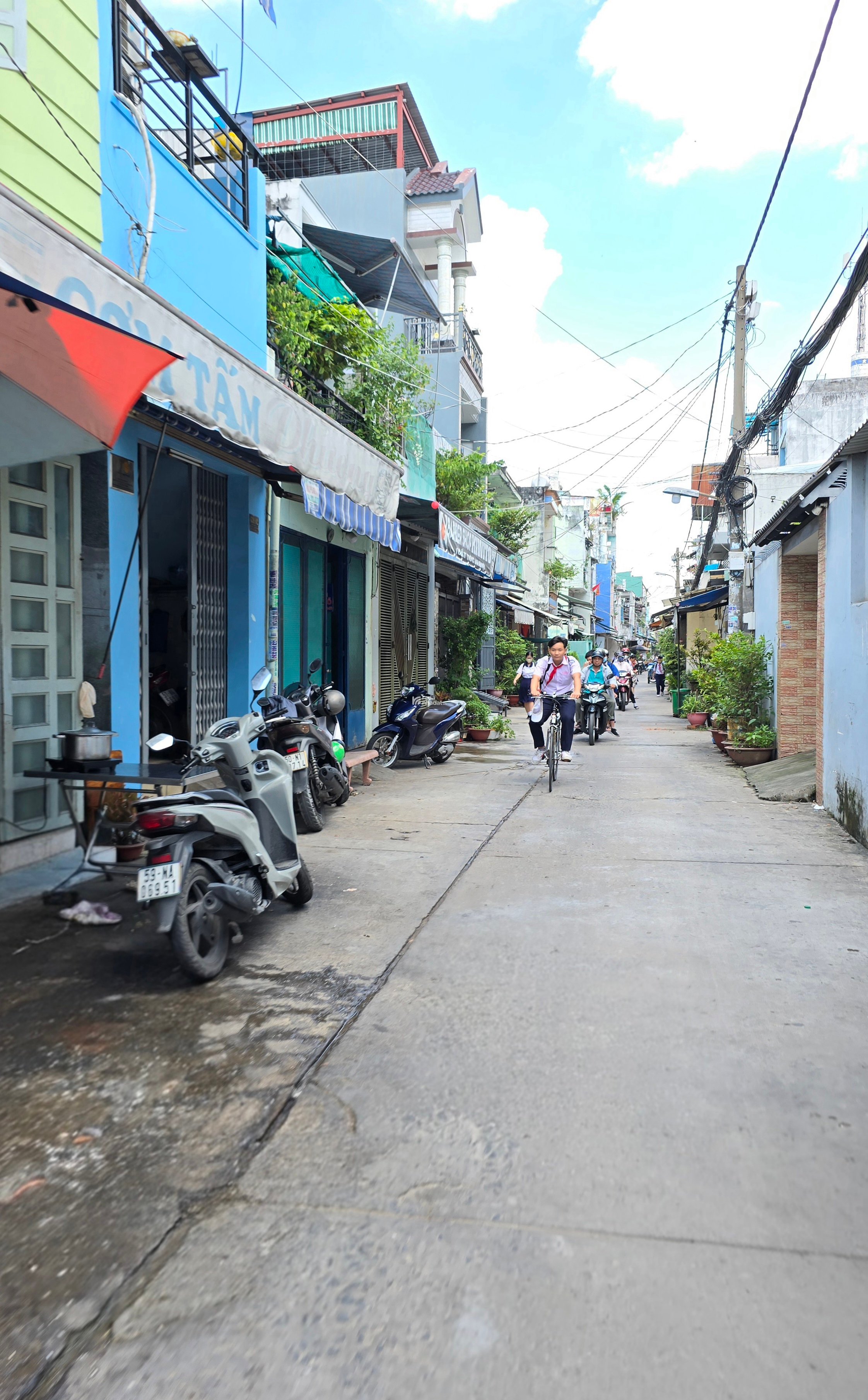 *Giáp Tân Phú - Nhà Chưa Đến 5,9 Tỷ - HXH Lê Văn Quới - DT 60m2* NGAY THPT Lý Thường Kiệt