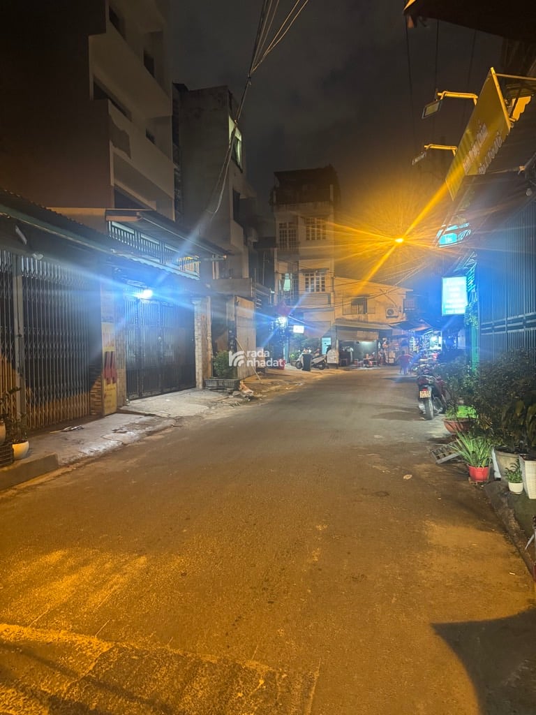 SÁT TÂN BÌNH, MTKD HOÀNG XUÂN NHỊ, TÂN PHÚ, 188M2 NGANG HIẾM CÓ. GIẢM 550TR CHỈ 17.3T TL TỐT