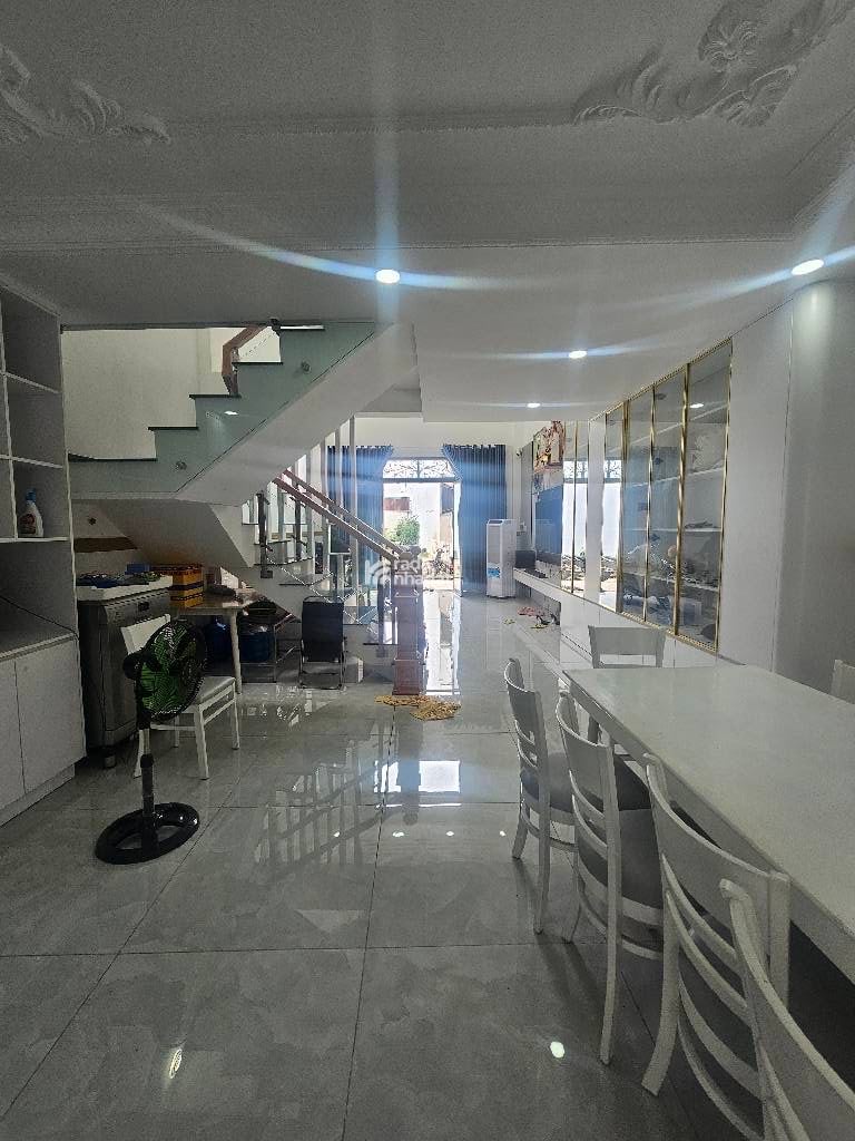 Bán nhà  gần  tân kỳ tân quý  nguyễn thị tú bình tân 