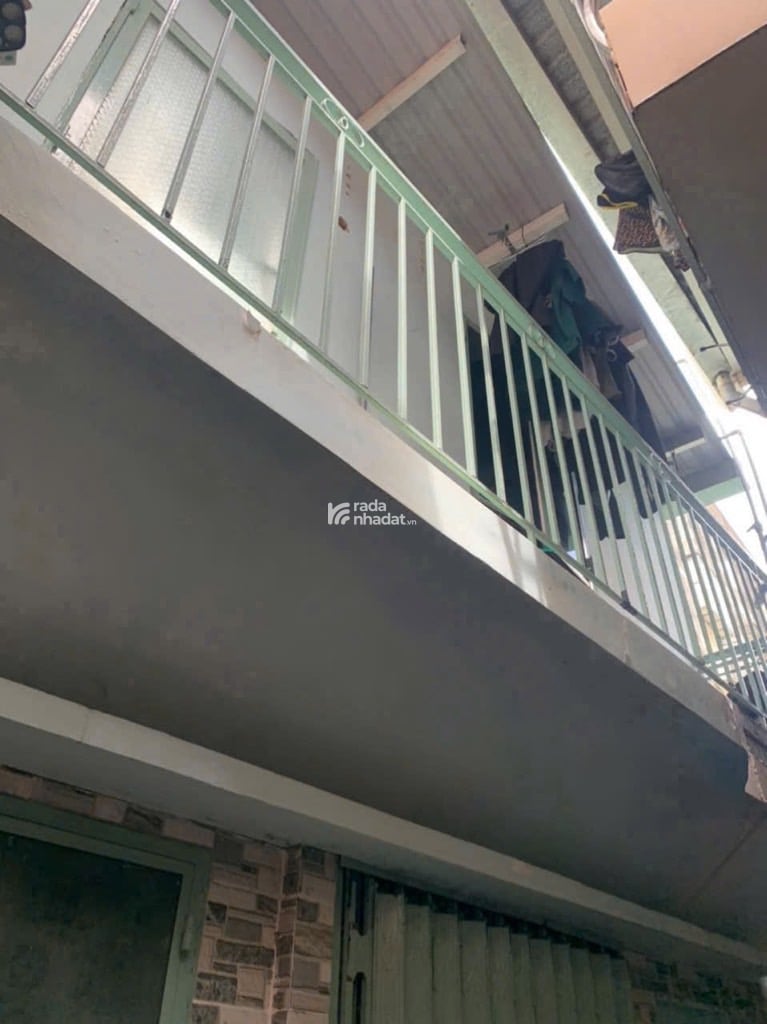 SÁT MT PHAN VĂN TRỊ, BÌNH THẠNH, 15M2 Ở NGAY. GIẢM 750TR CHỈ CÒN 1.8T TL 