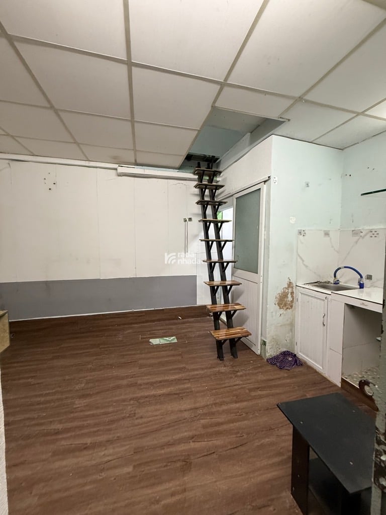 SÁT MT PHAN VĂN TRỊ, BÌNH THẠNH, 15M2 Ở NGAY. GIẢM 750TR CHỈ CÒN 1.8T TL 