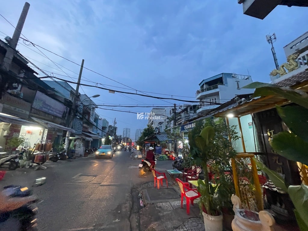 BÁN NHÀ MẶT TIỀN PHAN VĂN KHOẺ 79M2 6 TẦNG 6PN 14 TỶ KHU CHỢ LỚN VIEW HỒ VÀ CÔNG VIÊN