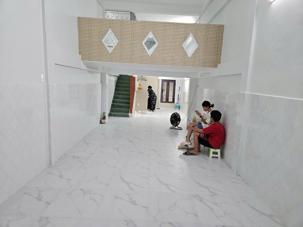 BÁN NHÀ MẶT TIỀN PHAN VĂN KHOẺ 79M2 6 TẦNG 6PN 14 TỶ KHU CHỢ LỚN VIEW HỒ VÀ CÔNG VIÊN