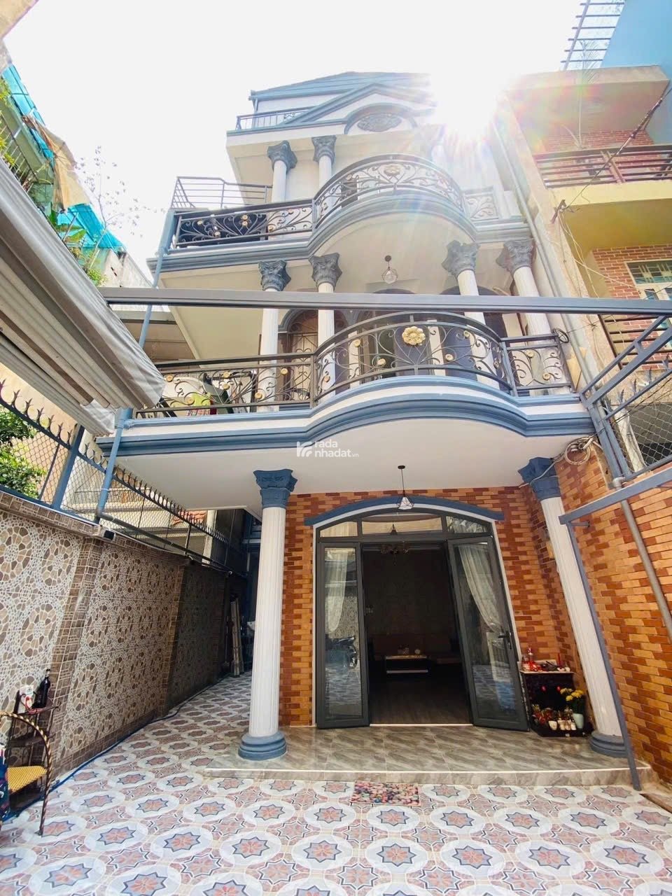 Biệt thự cổ Huỳnh Văn Bánh,Phú Nhuận 25 tỷ 136m2 nở hậu