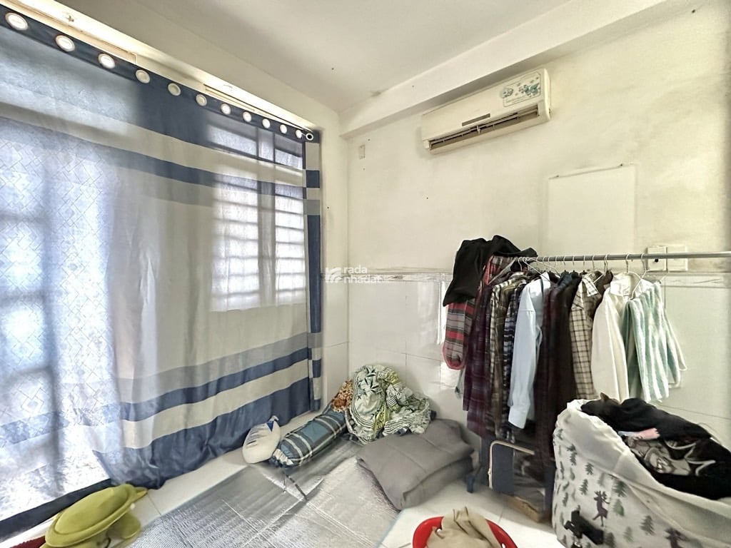 Bán nhà 4 tầng 28m2, mặt tiền kinh doanh Thích Quảng Đức, nhỉnh 7 tỷ