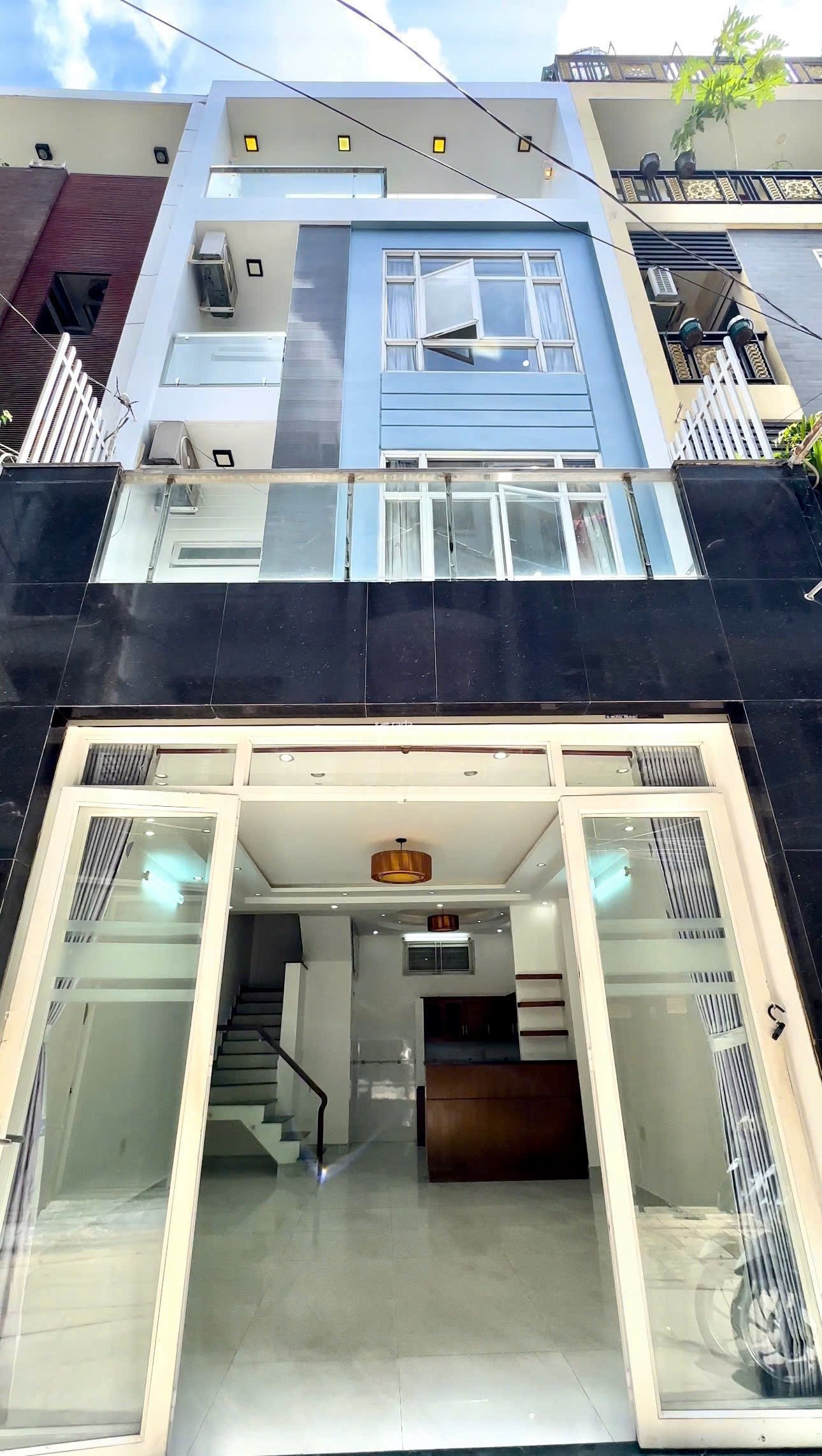 - NHÀ LÃNH BÌNH THĂNG 2 lầu hẻm oto P12 Q11  