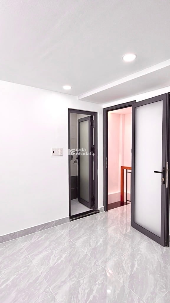  SIÊU HIẾM NHÀ MỚI MẶT TIỀN KINH DOANH 