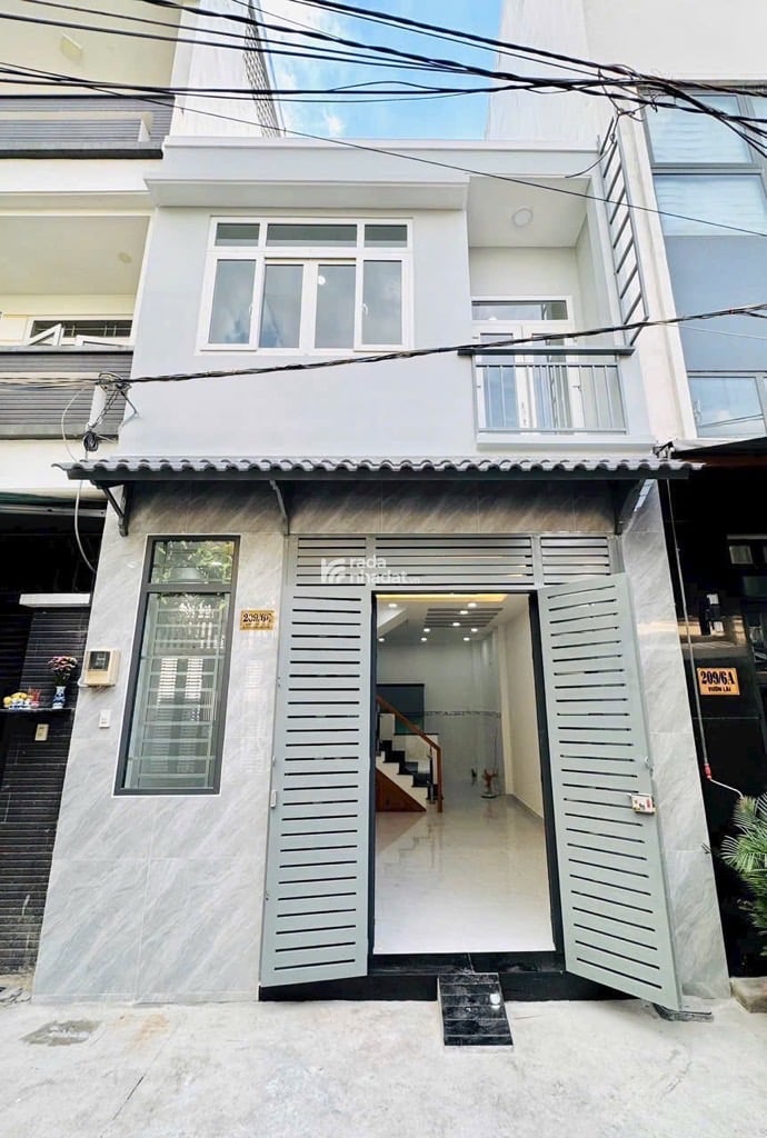 HẺM XE HƠI VƯỜN LÀI, TÂN PHÚ, CHUẨN 42M2 HIẾM CÓ. GIẢM 550TR CHỈ CÒN 5.8T TL TỐT