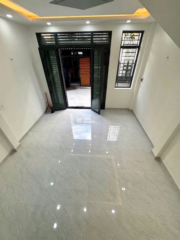 HẺM XE HƠI VƯỜN LÀI, TÂN PHÚ, CHUẨN 42M2 HIẾM CÓ. GIẢM 550TR CHỈ CÒN 5.8T TL TỐT