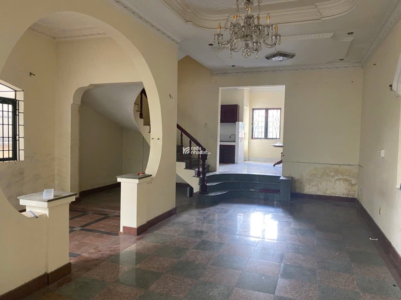 BIỆT THỰ BÊN SÔNG 8m x 30m TRỆT 2LAU 6PN SÂN VƯỜN TRƯỚC SAU,GIÁ 20TR