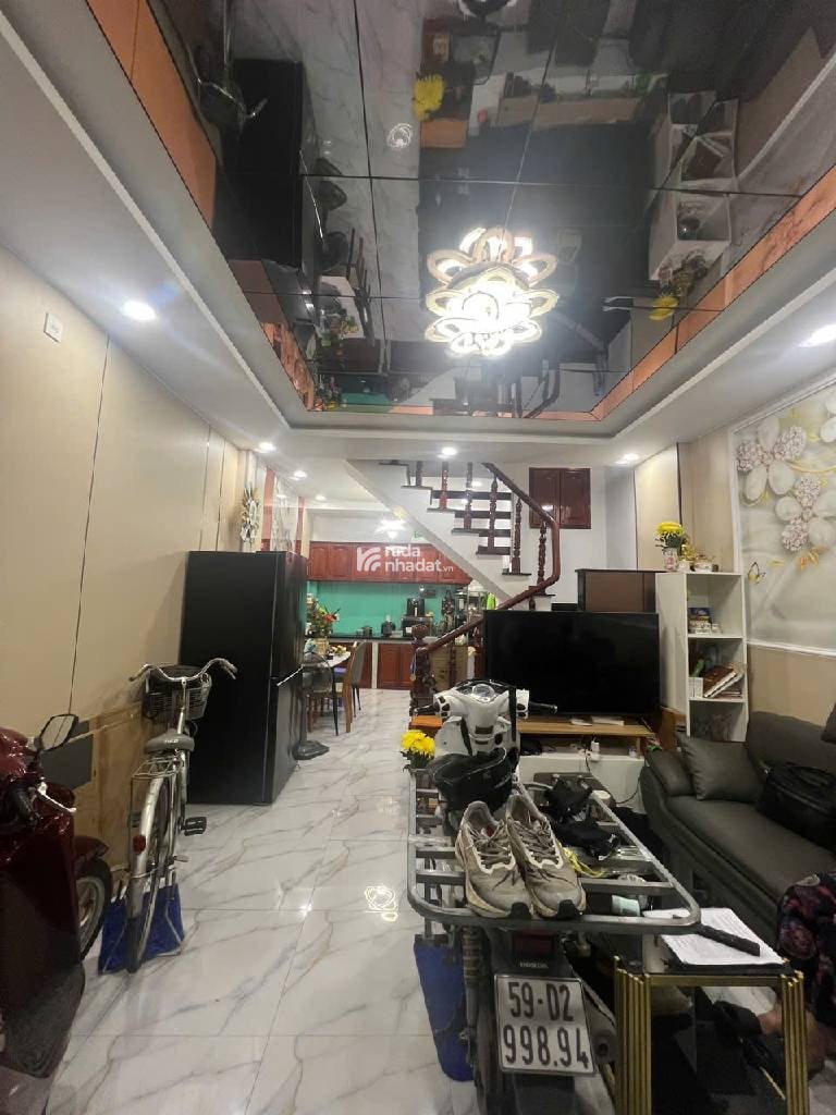 BÁN NHÀ HXH THÔNG HUỲNH VĂN NGHỆ  4x10  TẶNG FULL NỘI THẤT 4.95 TỶ TL