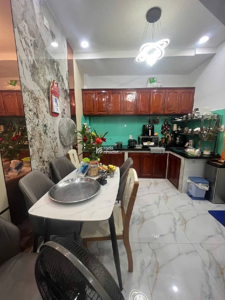 BÁN NHÀ HXH THÔNG HUỲNH VĂN NGHỆ  4x10  TẶNG FULL NỘI THẤT 4.95 TỶ TL