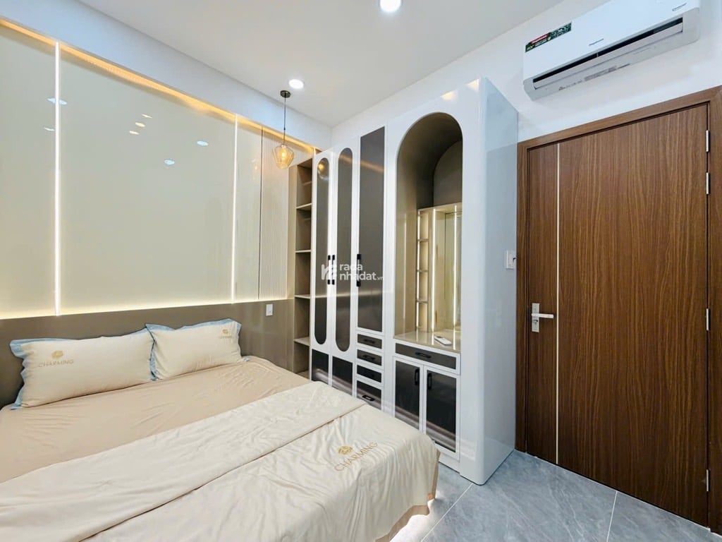 TÂN BÌNH 8” - 60M2 - 2 TẦNG - 3 PN (1 PHÒNG DƯỚI TRỆT), 3 WC - TẶNG FULL NỘI THẤT XỊN - 5 TỶ NHỈNH.