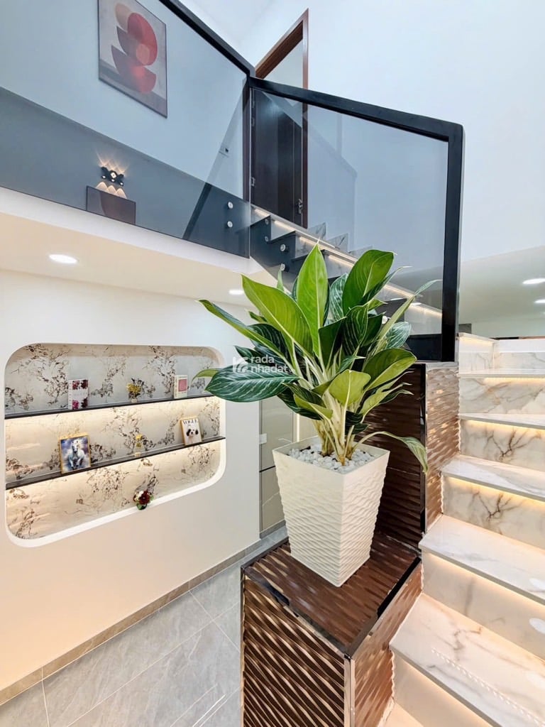 TÂN BÌNH 8” - 60M2 - 2 TẦNG - 3 PN (1 PHÒNG DƯỚI TRỆT), 3 WC - TẶNG FULL NỘI THẤT XỊN - 5 TỶ NHỈNH.