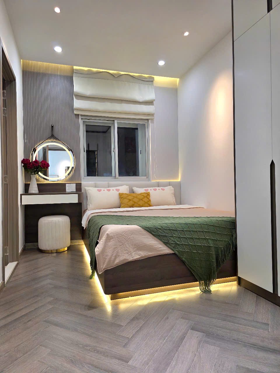 Bán nhanh căn hộ Sky garden 1, Phú Mỹ Hưng, Q7, căn góc , 89m2, 3PN nhà đẹp 