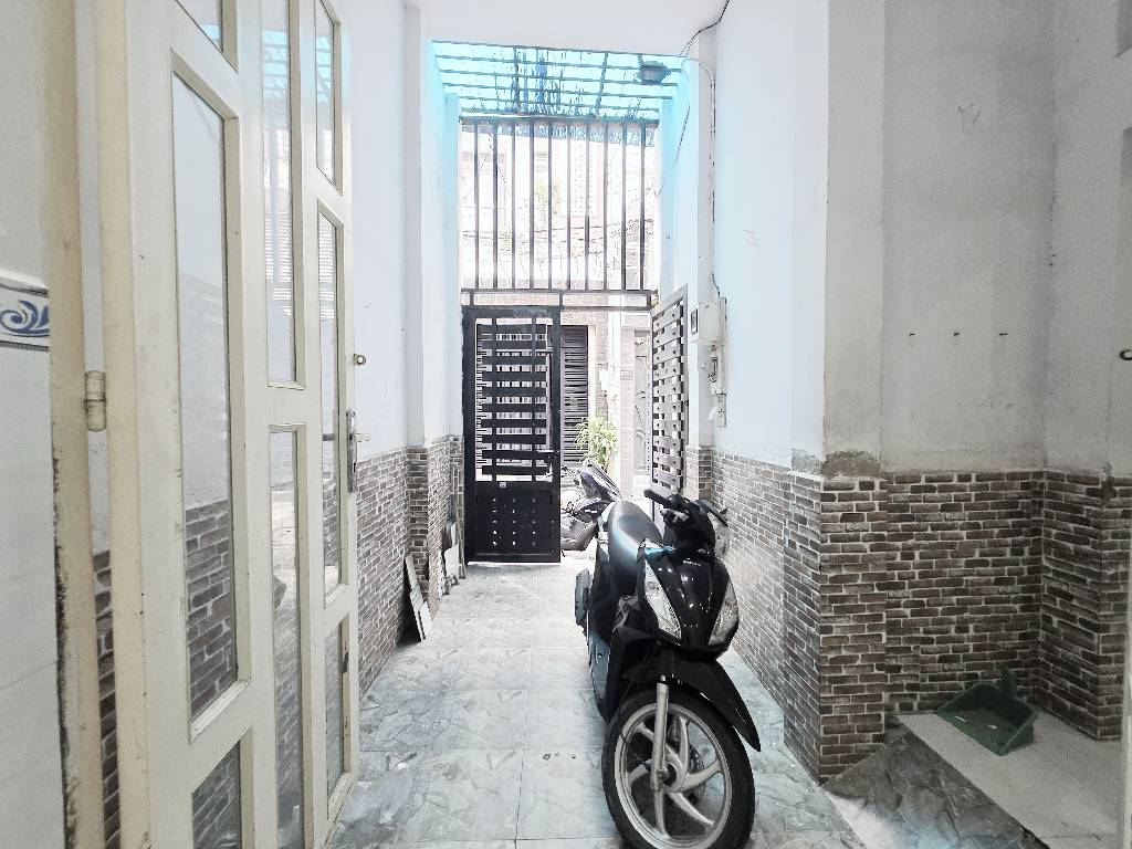 HẺM XE HƠI LƯU CHÍ HIẾU, TÂN PHÚ, CHUẨN 72M2 HIẾM CÓ. GIẢM 550TR CHỈ CÒN 5.3T TL TỐT