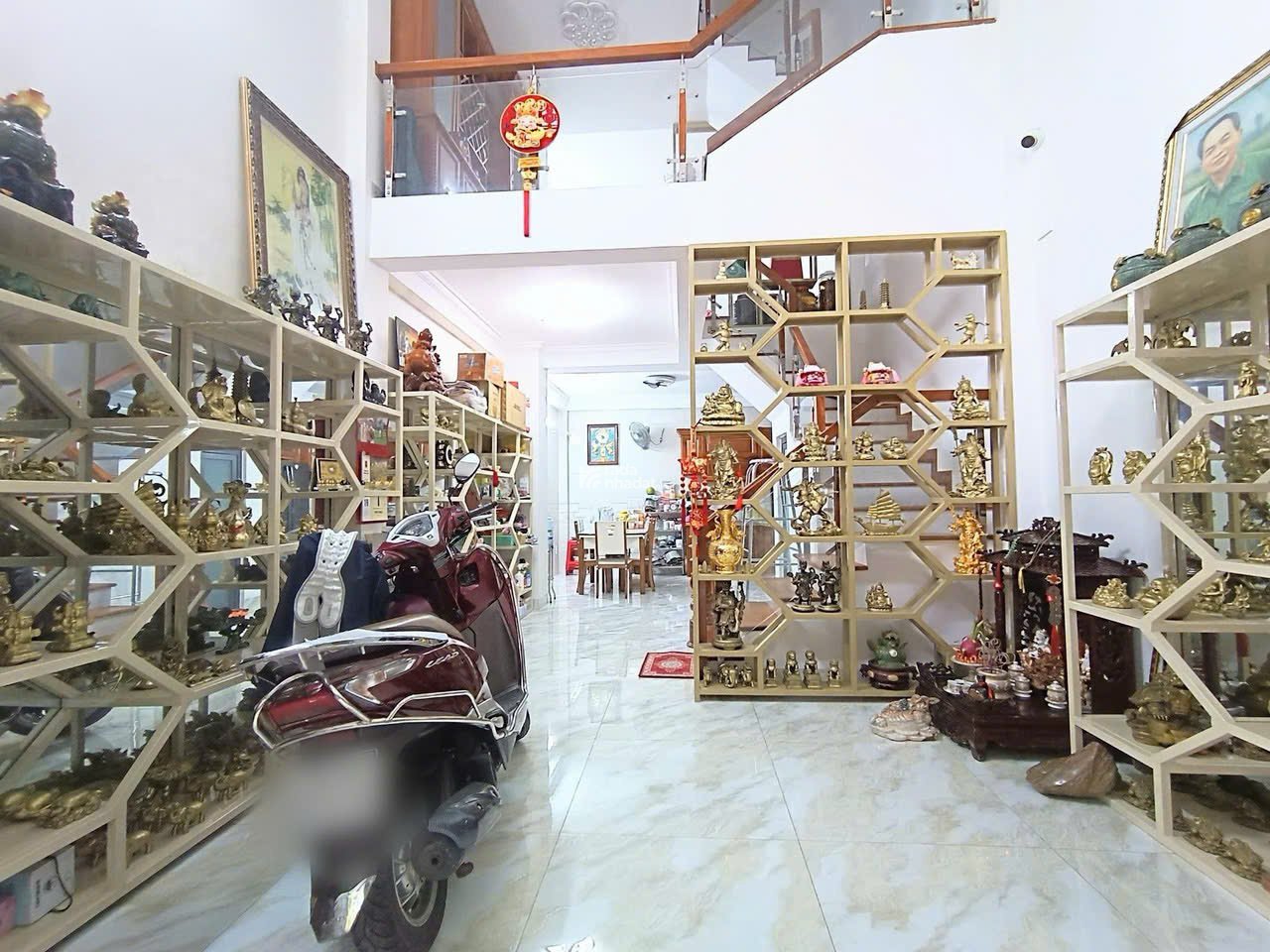 Kẹt tiền bán gấp nhà HXH 5m Nguyễn Thái Sơn, Gò Vấp, tặng full nội thất, SHR giá 3 tỷ 200 TL