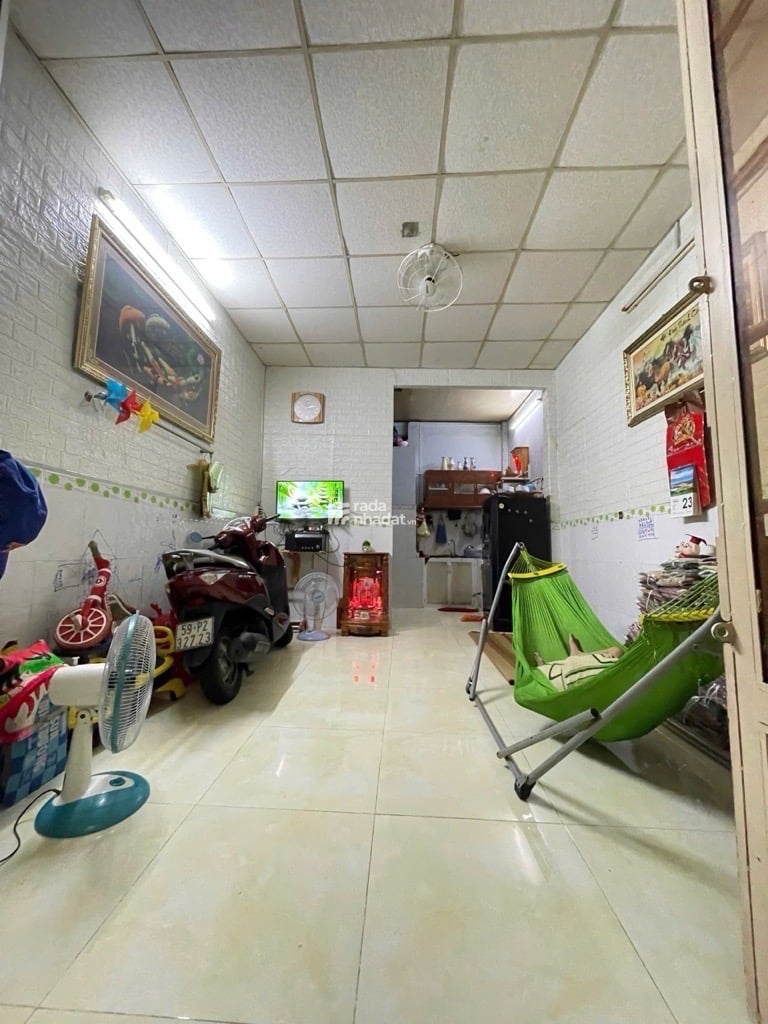 NHÀ TÂN BÌNH - CÁCH 1 CĂN RA HXT - 3 TẦNG - 27M2 - 2PN - VUÔNG ĐẸP - NHỈNH 3 TỶ