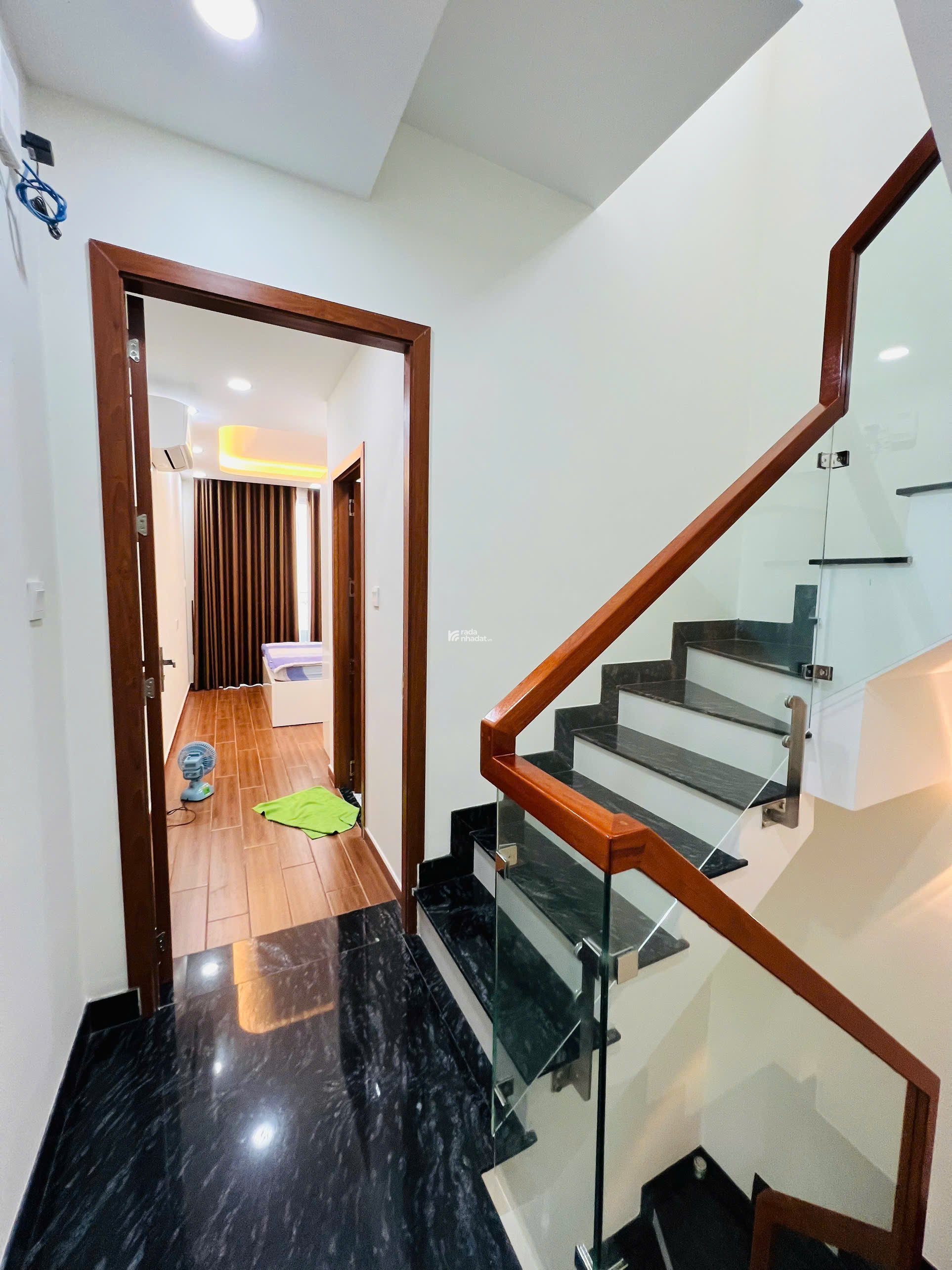 Bán nhà đẹp tại Đường Nguyễn Cảnh Chân Quận 1- Diện tích 4,8 X 18,3M- Giá chỉ 18.5 Tỷ