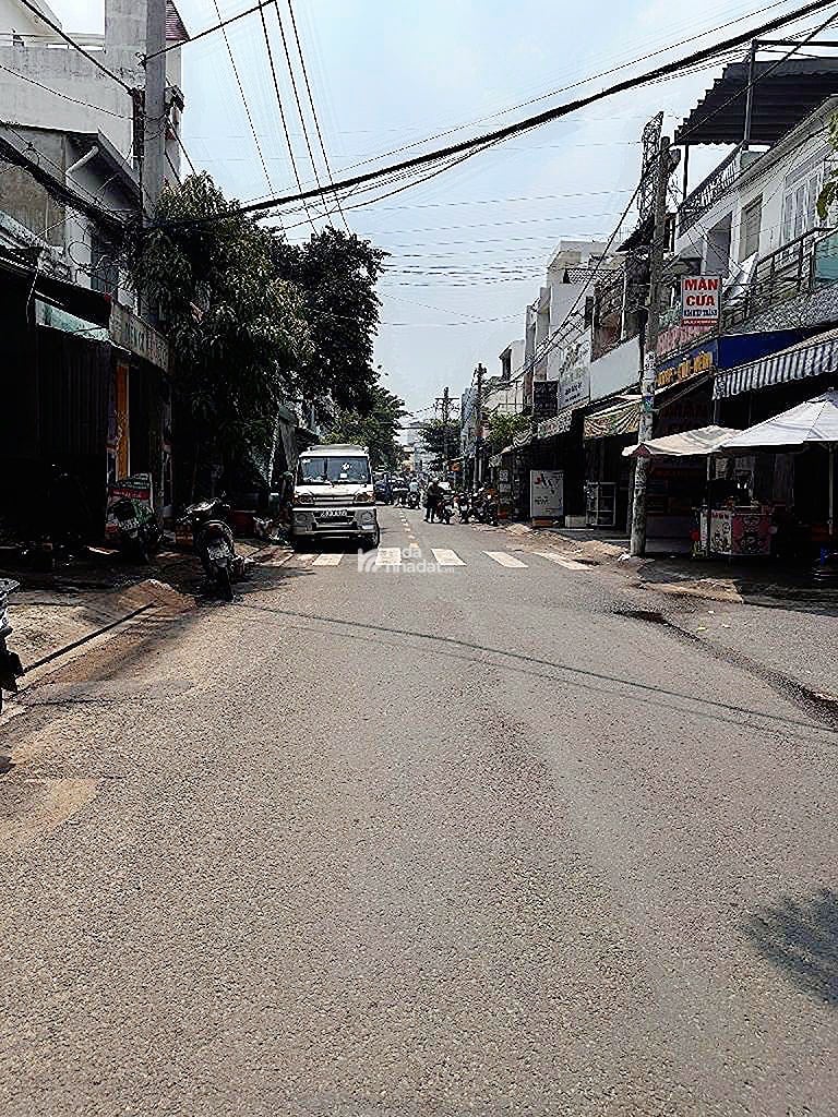 Bán nhà gần bình long văn cao lê văn qưới 