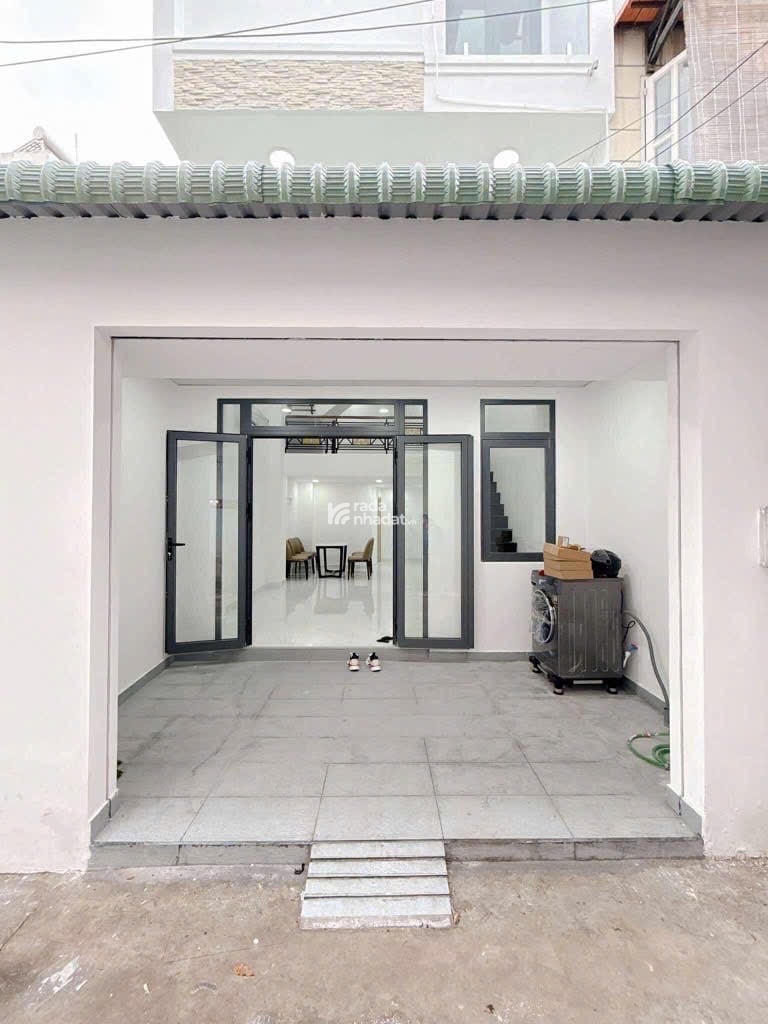 Bán nhà Quận 7 sát mặt tiền Huỳnh Tấn Phát đoạn xung nhất, 3 tầng 3 phòng chỉ 5 tỷ nhỉnh