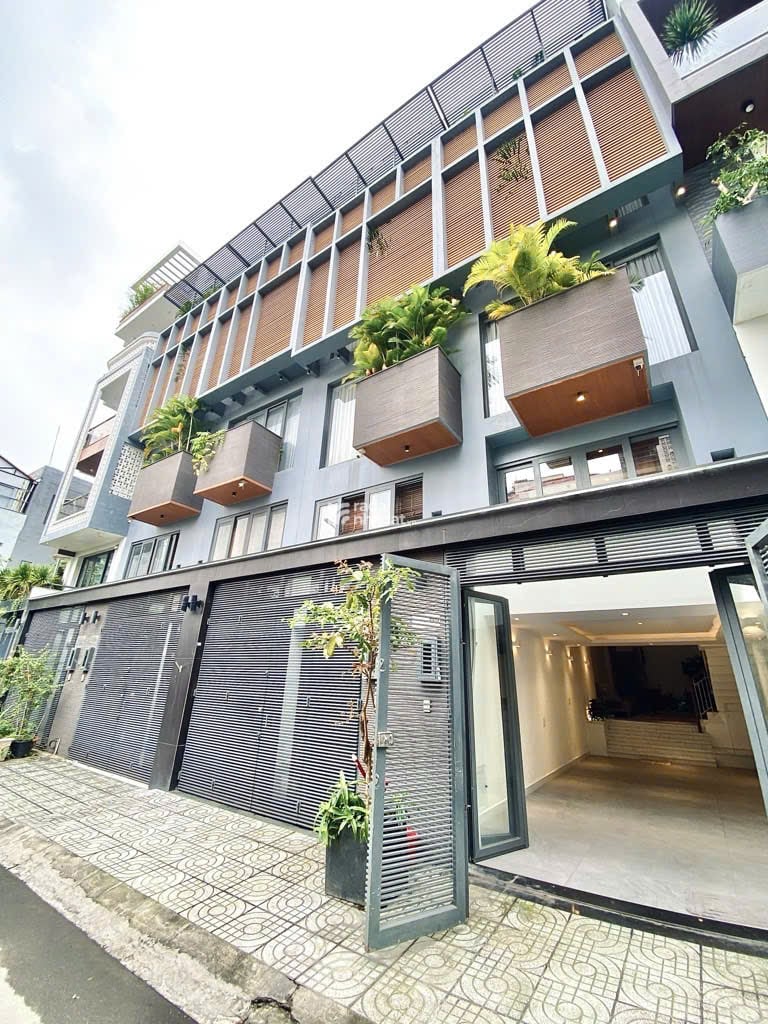 Nhà 5 tầng Khu Phân lô cao cấp Nguyễn Tư Giản P12 Gò Vấp hẻm 8m 4x17m nở hậu Giá 12.8Tỷ 