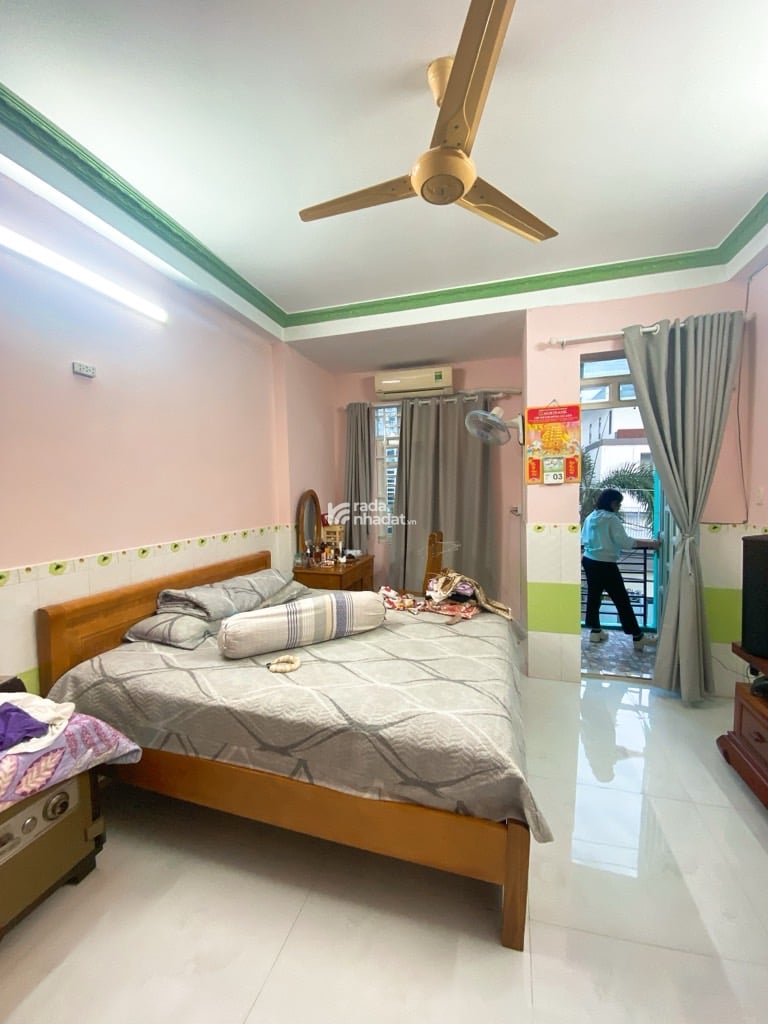 BÁN NHÀ 5 TẦNG 60M2 6.3 TỶ HẺM XE HƠI THÔNG 6 PHÒNG NGỦ KHU TÊN LỬA THU 18 TRIỆU/THÁNG