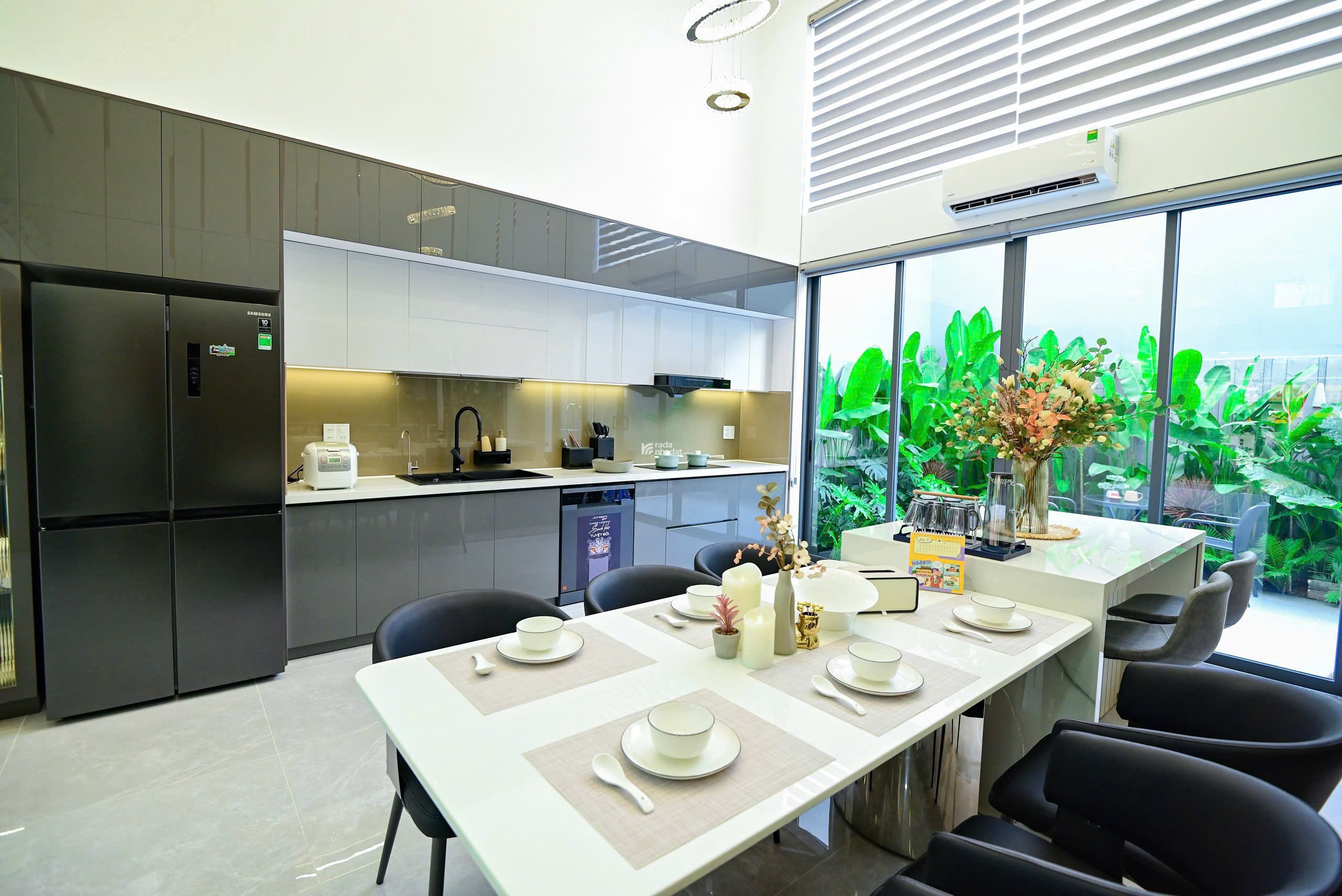 Nhà hiện đại 5 tầng hẻm 36 Lê Thị Hồng ngang 5m 100m2 tặng thang máy vào ở ngay chỉ 19 tỷ