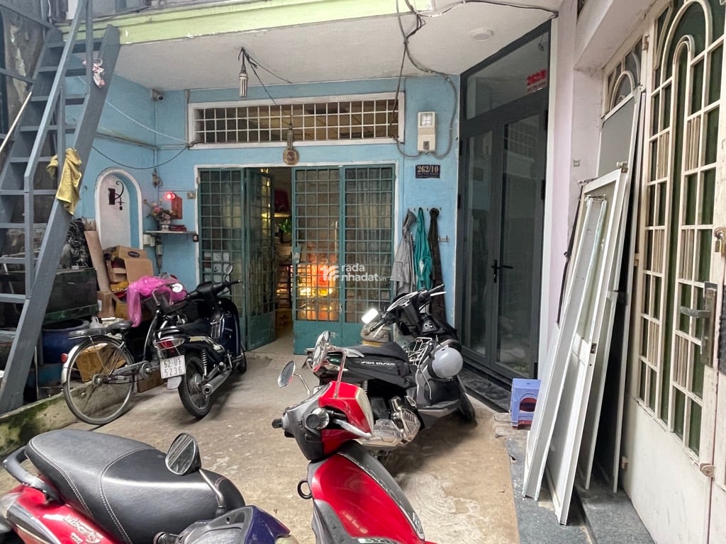 SÁT MT BÙI THỊ XUÂN, TÂN BÌNH, 15M2 MỚI Ở NGAY. GIẢM 3.5T CHỈ CÒN 2.99T  