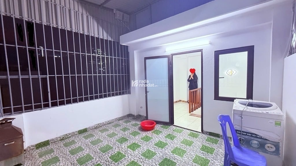 DỊCH VỌNG - 30M2 - 5 TẦNG - NHÀ ĐẸP - Ở NGAY - NGÕ THÔNG - GẦN PHỐ - FULL NỘI THẤT - 7.85 TỶ