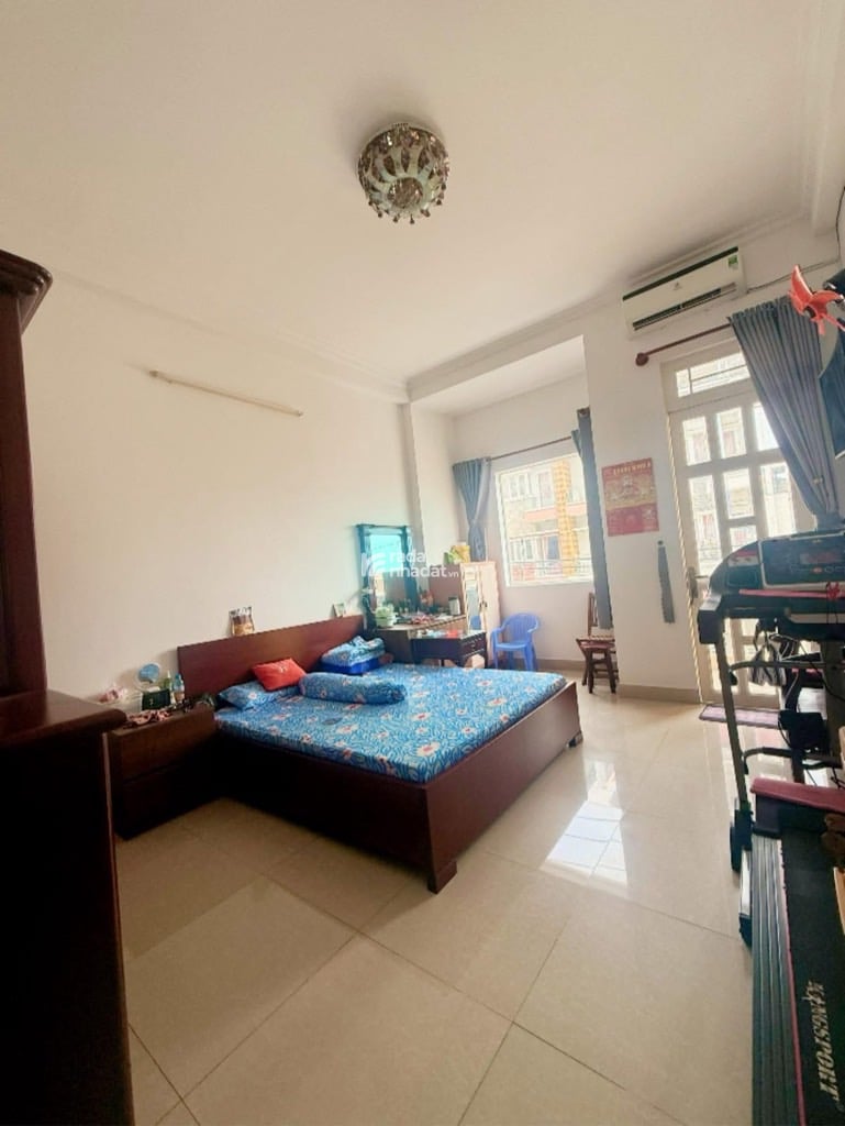 BÁN NHÀ MẶT TIỀN KDC NAM HÙNG VƯƠNG 72M2 6.5 TỶ 4 TẦNG GẦN CÔNG VIÊN
