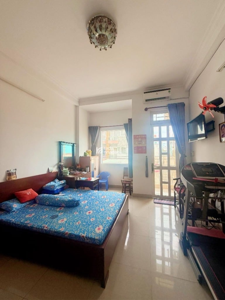 BÁN NHÀ MẶT TIỀN KDC NAM HÙNG VƯƠNG 72M2 6.5 TỶ 4 TẦNG GẦN CÔNG VIÊN