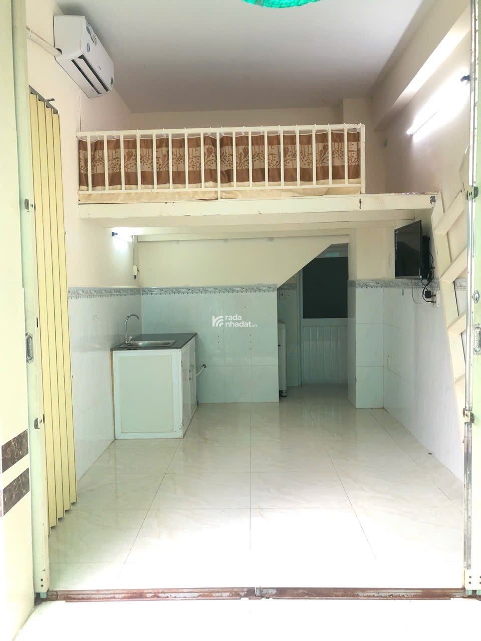 Nhà 5 tầng Âu Dương Lân - Sổ Hồng Vuông Hoàn Công - 7,5 Tỷ TL 