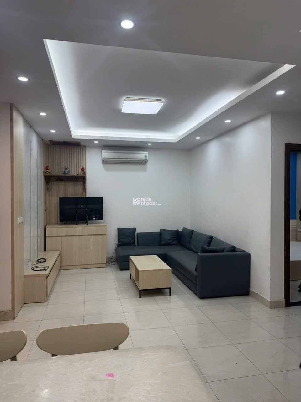 Bán gấp căn hộ chung cư số 06 Đội Nhân, 94 m2, 3PN, đủ đồ, tầng cao, view đẹp, 5.8 tỉ. 0963 668 ***