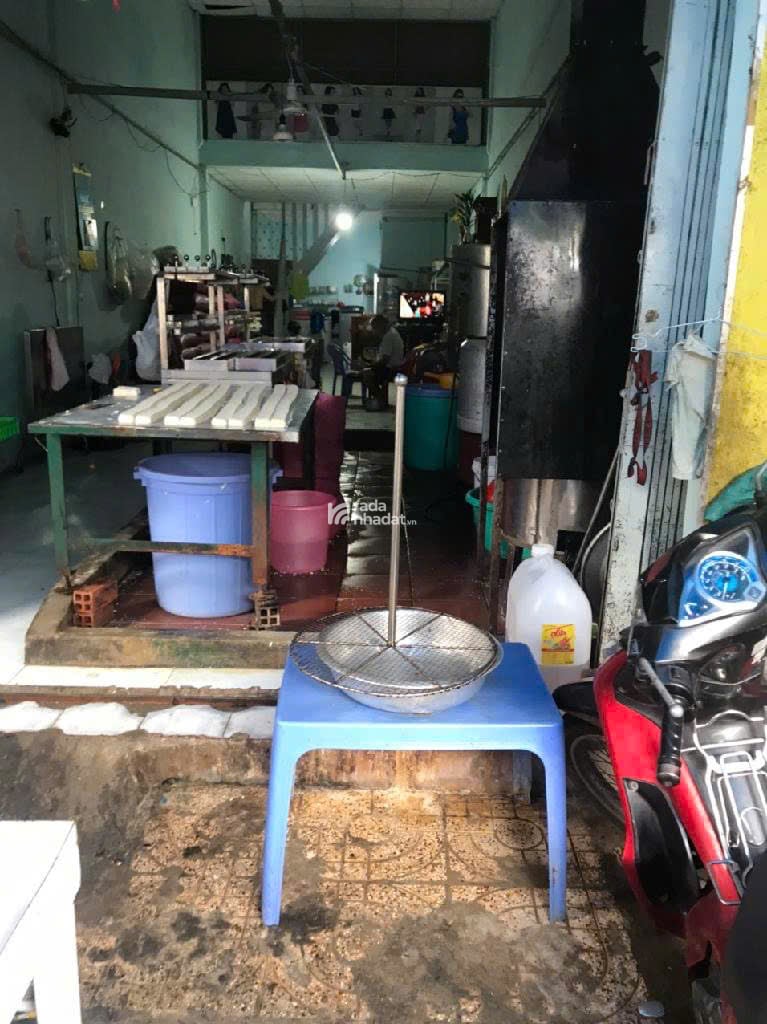 Nhà thật Giá thật 4x18,5m, mặt tiền chợ sầm uất, Tân Phú 9.2 tỷ